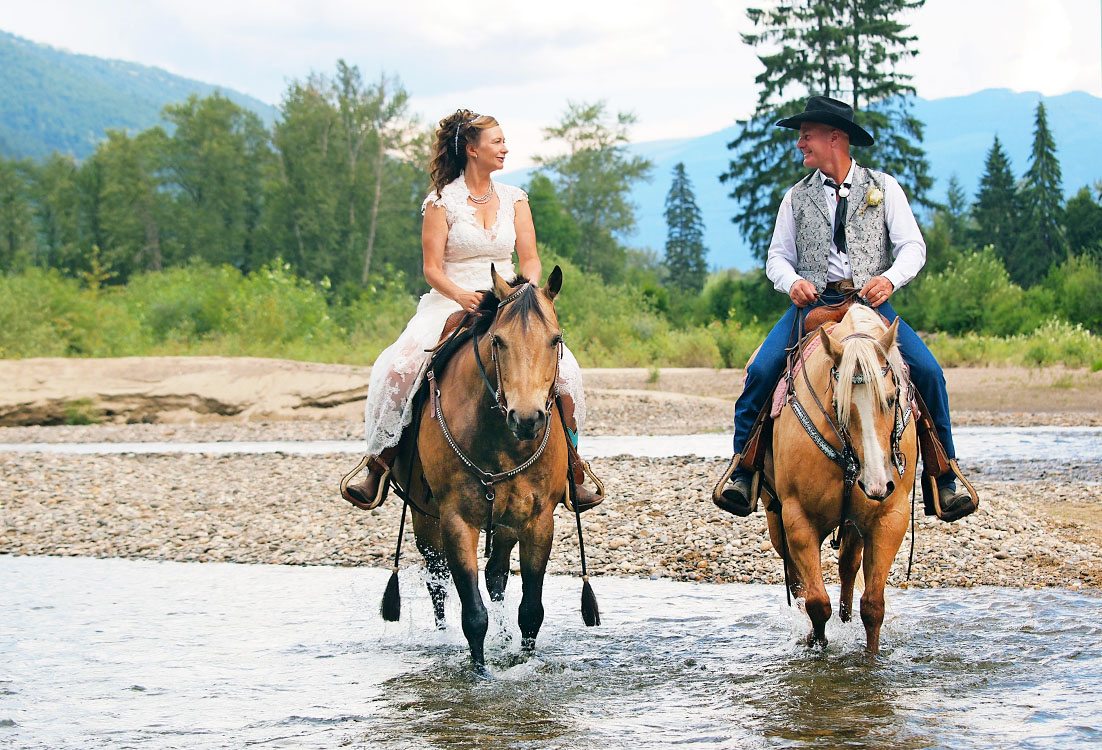 Horseback wedding in Clearwater